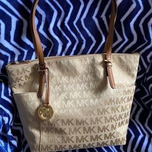 Michael Kors large tote purse